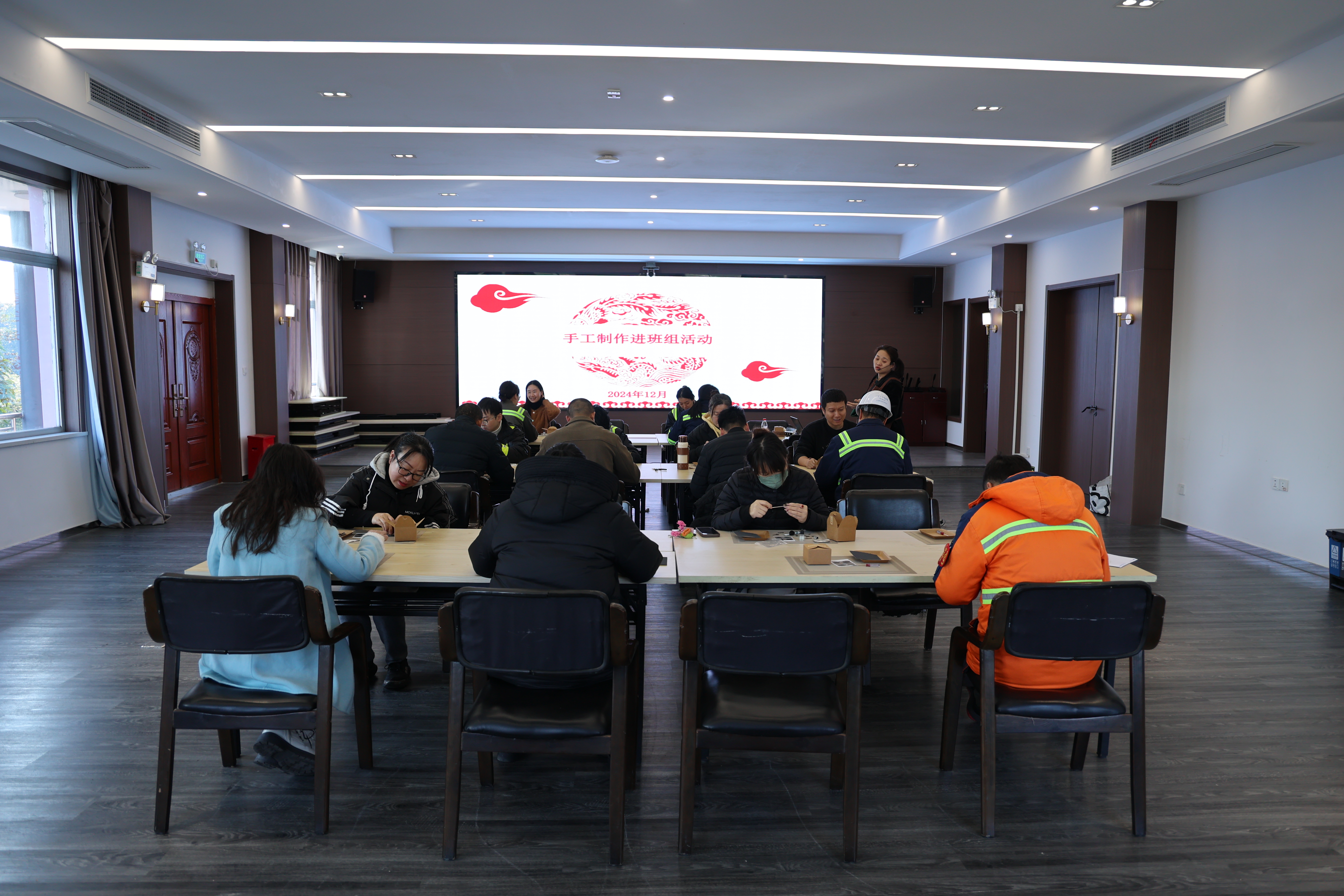 ����˾�������ֹ������˶�������