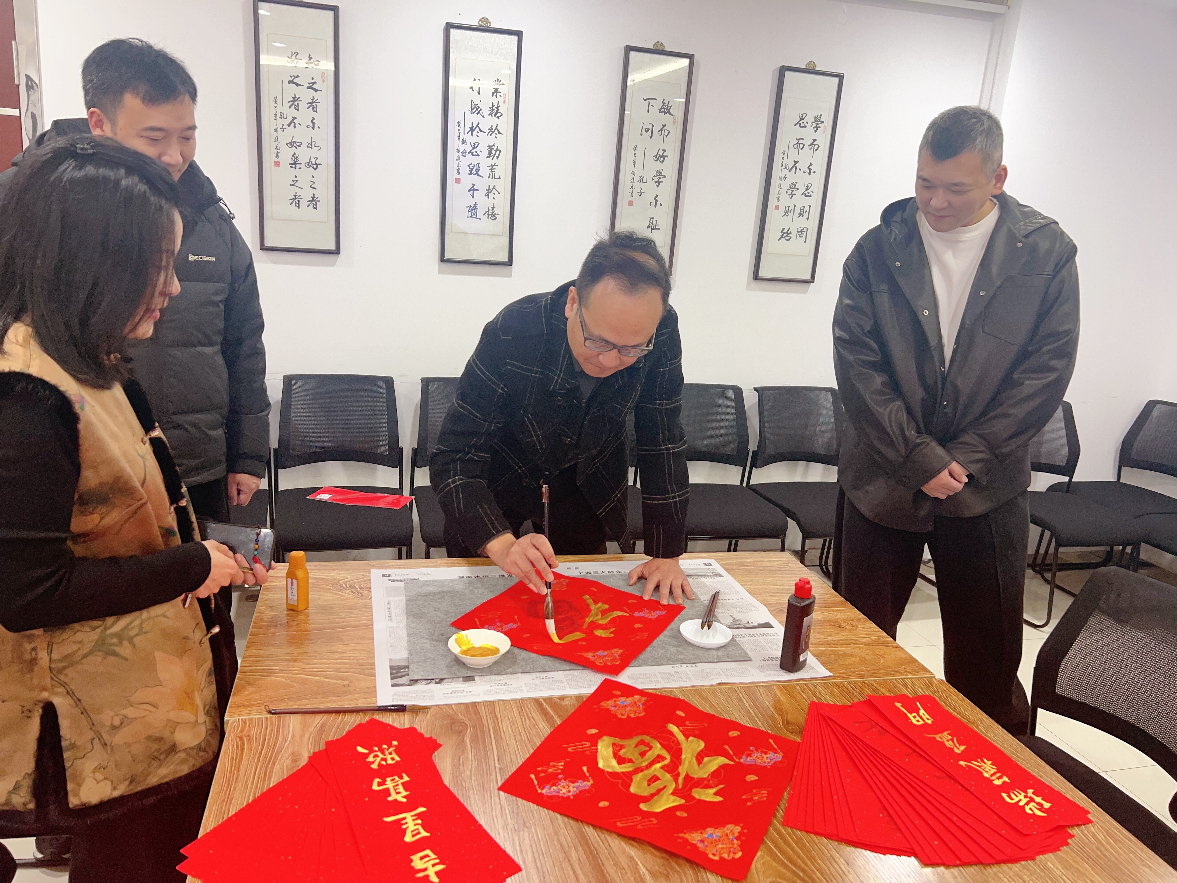 ��ܹ�˾���Ὺչ �������贺 ī�����顱 �´��͸������˶�