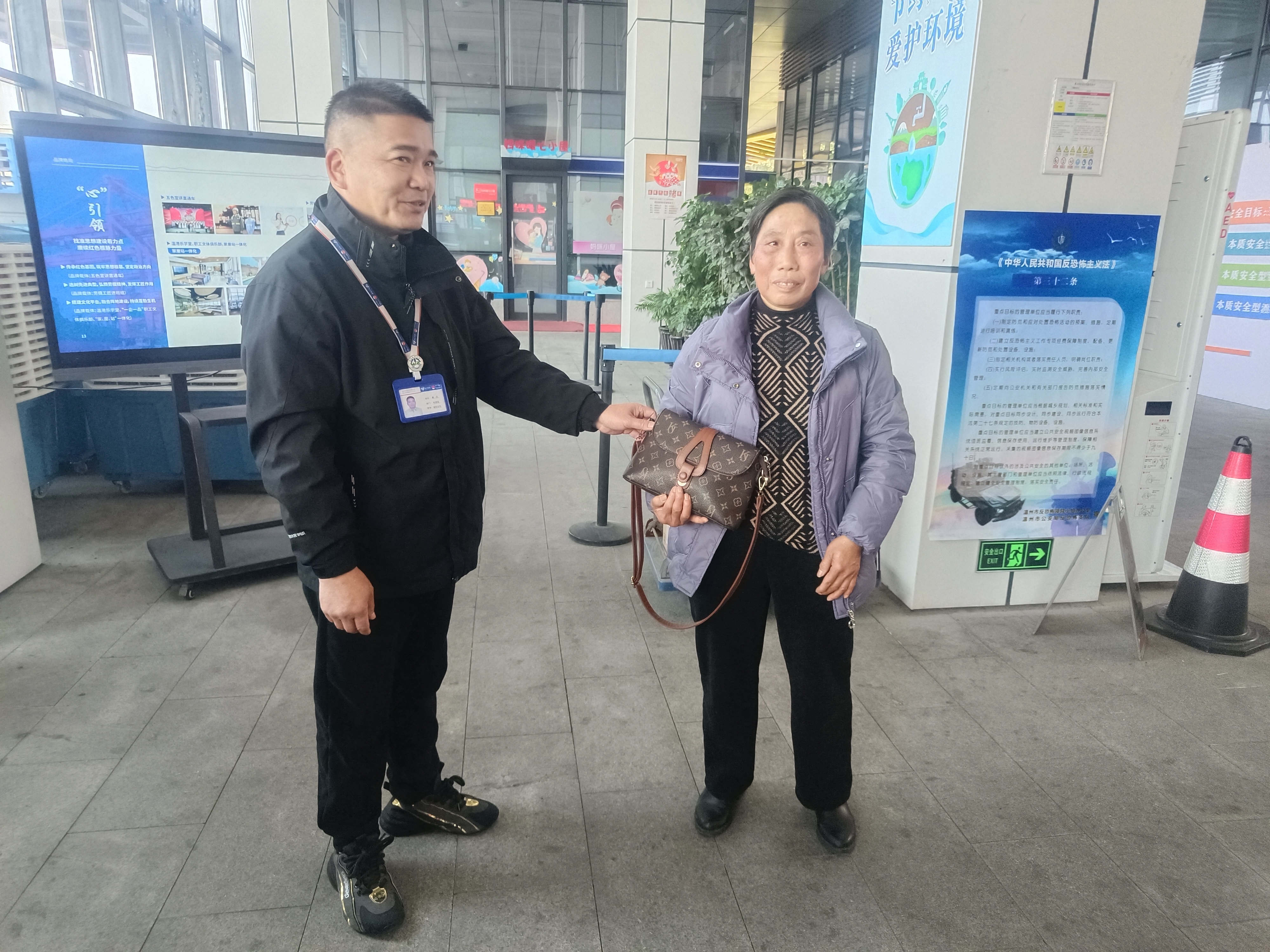 ��ӯVI����--׷�󿵽�,����һ������