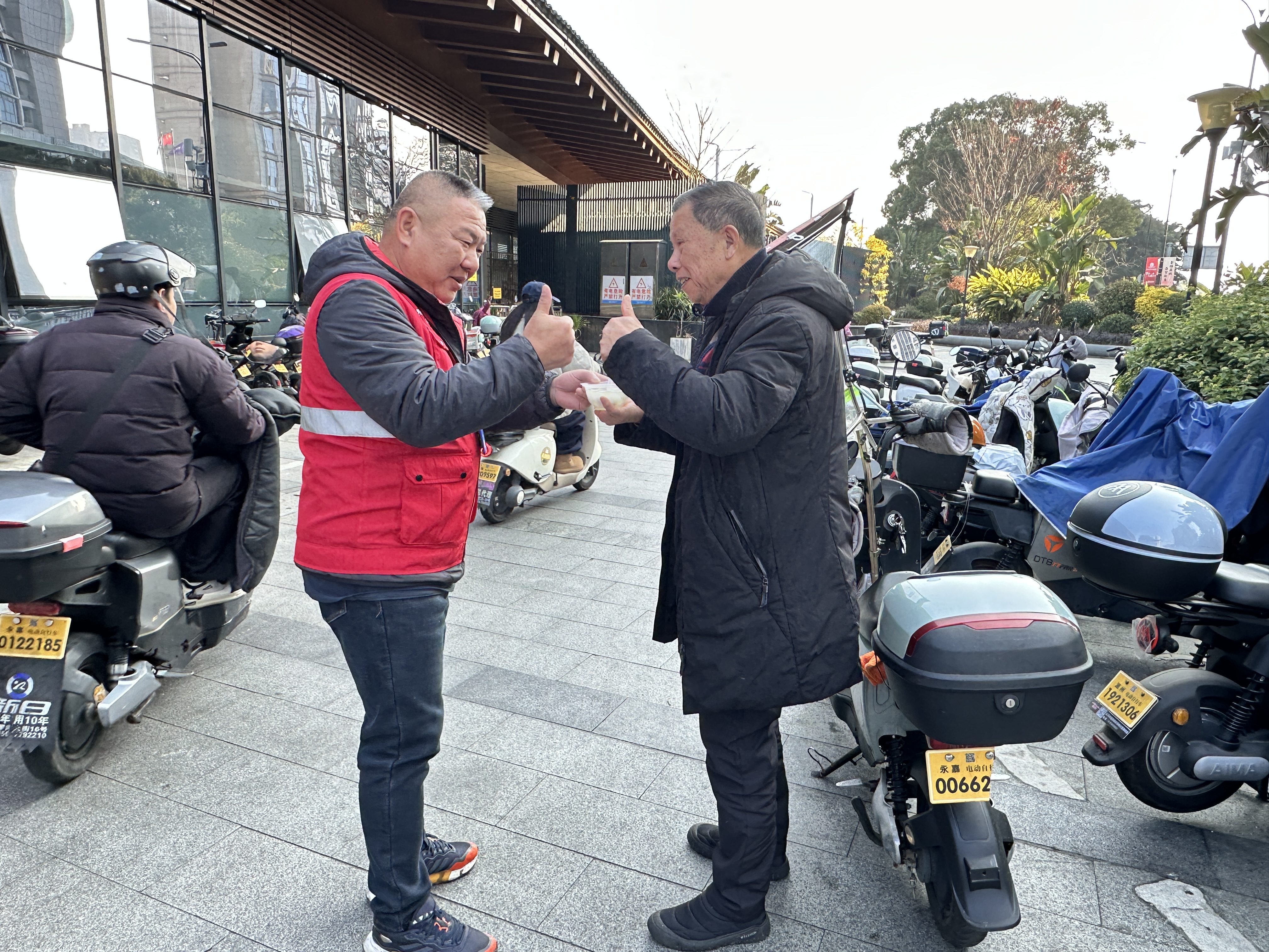 ��ӯVI����--׷�󿵽�,����һ������